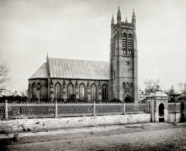 Putin's Russia Forces Last Anglican Church to Close