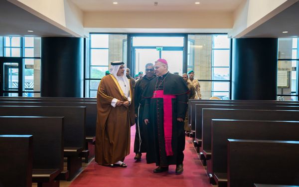 Bahrain's Crown Prince Walks Into Cathedral Under Iranian Fire, Tells Christians: Keep the Doors Open