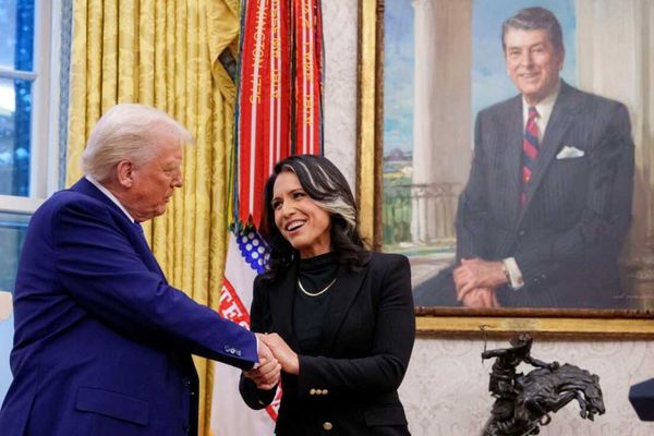 Trumps Week: Tulsi Gabbard Resigns, Rededicate 250 Pulls Thousands to the Mall, Another Batch of UFO Files Drops