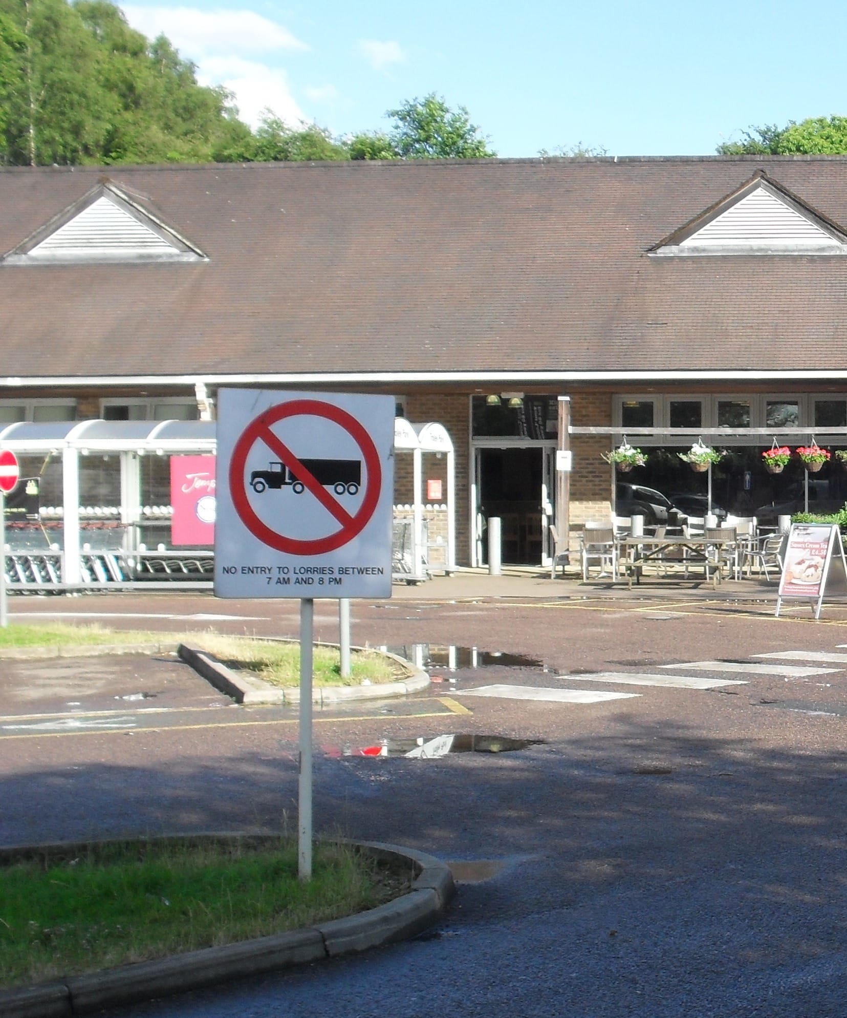 The car park now has traffic control signs for deliveries