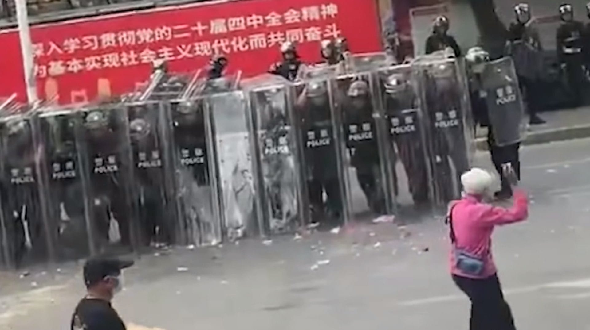 广东信宜村民反殡仪馆项目：威权下的“邻避”抗争再起