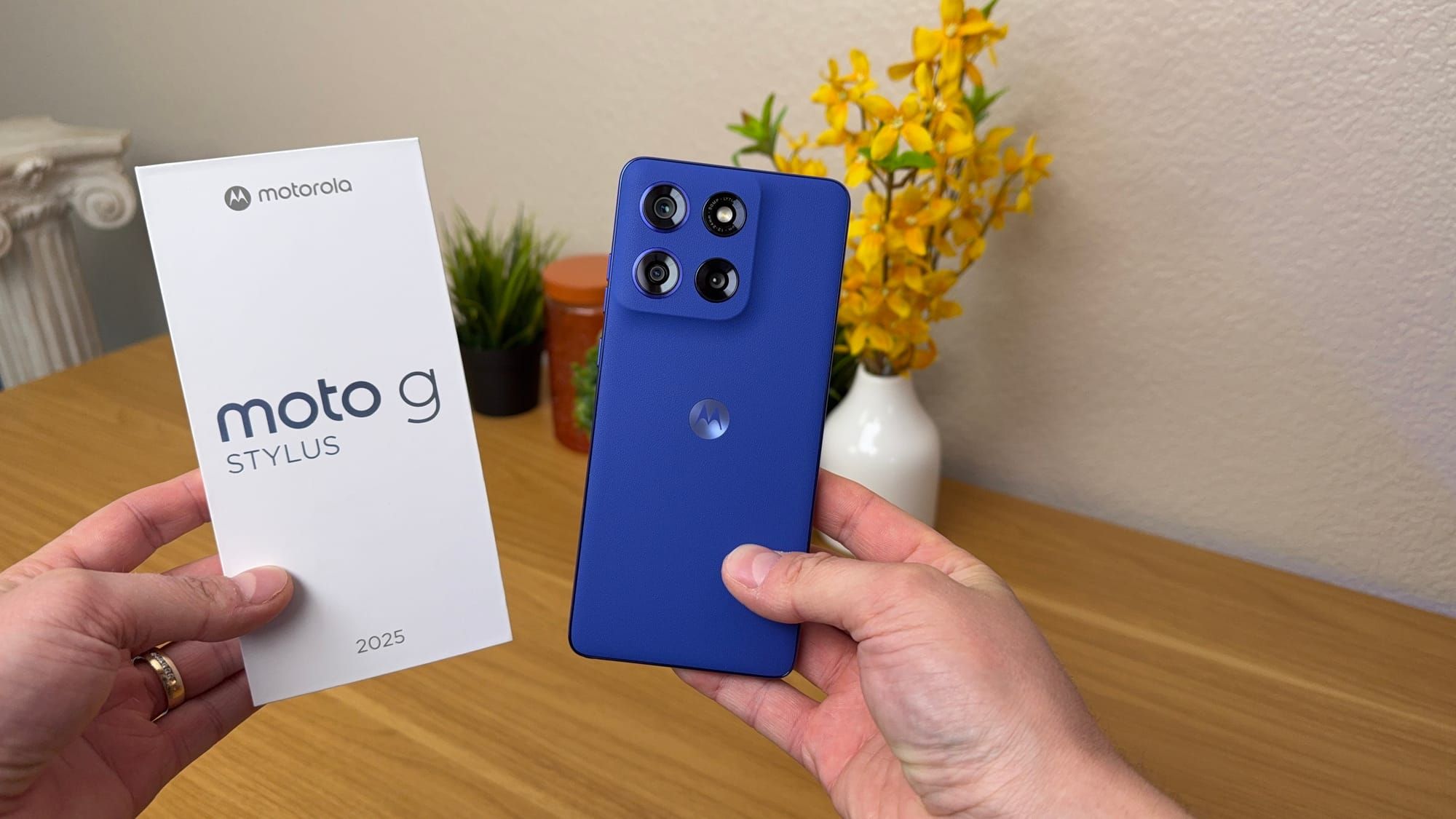 Moto G Stylus 5G (2025) Review: The Budget Phone That Feels Like a Flagship ✨📱