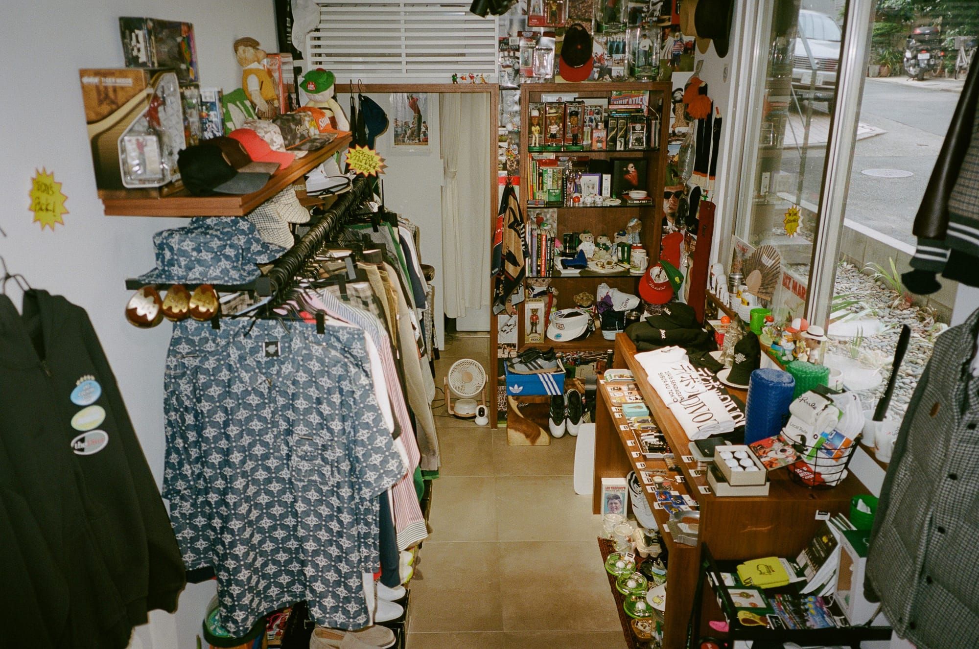 Golf Shopping Tokyo: The Divot