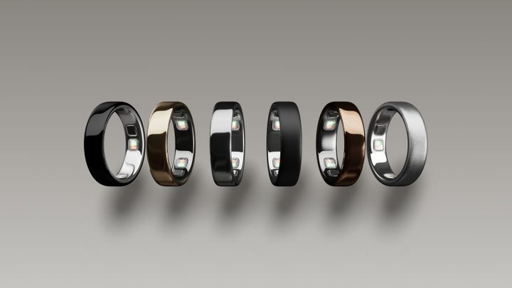 Oura Ring 5 in six finishes lined up side by side