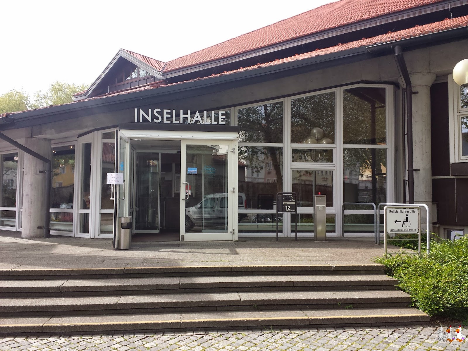 Foto des Eingangs zur Inselhalle in Lindau, wo das 3D - Forum statt fand