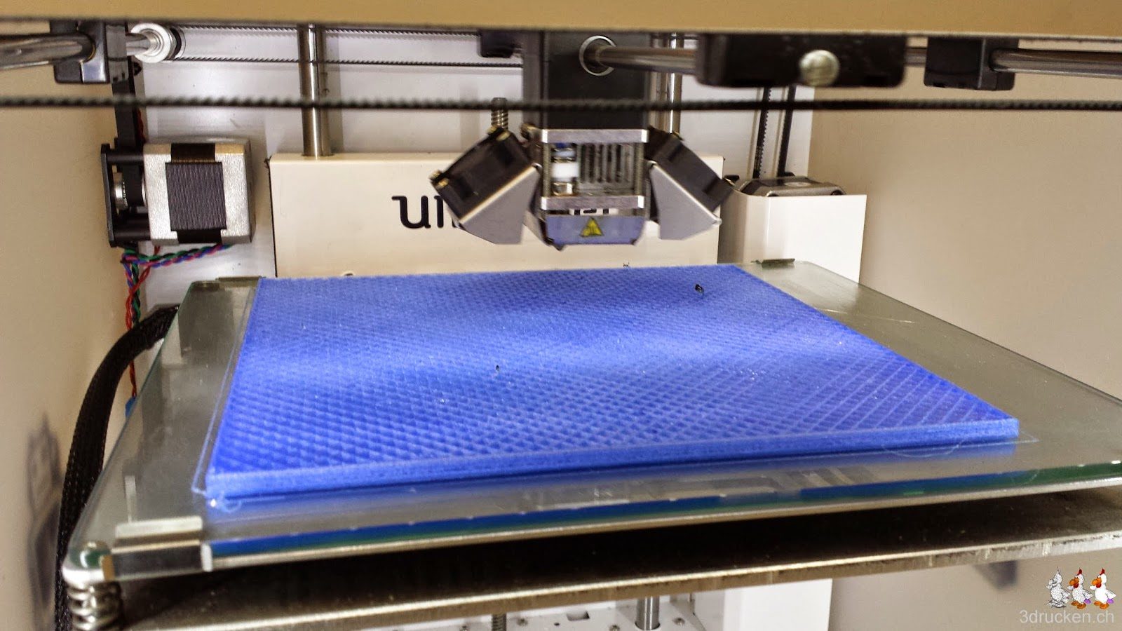 Foto des misslungenen Druckversuchs wegen des abgebrochenen Vorschubs am Ultimaker 2