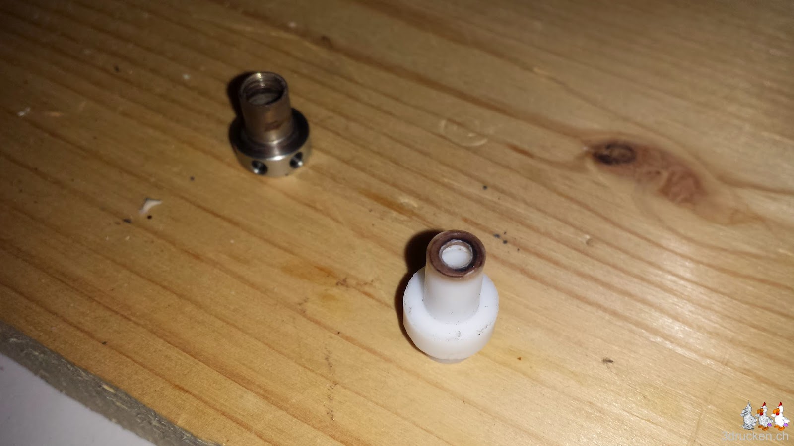 Foto des angesengten Isolators vom Ultimaker 2