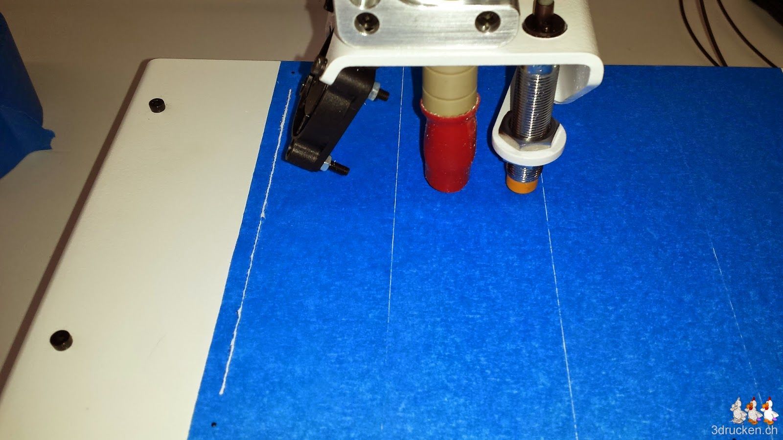 Foto des zerkratzten Klebebandes und Drucktischs am Printrbot Simple Metal