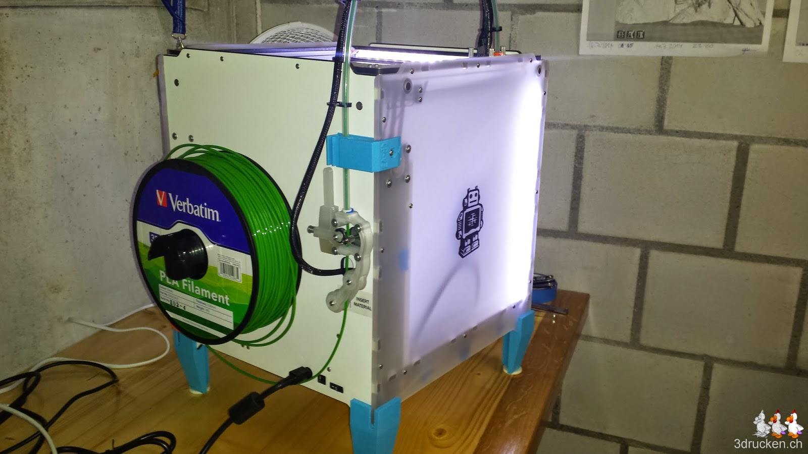 Foto der Verbatim-Rolle an unserem Ultimaker 2 mit diversen Anpassungen