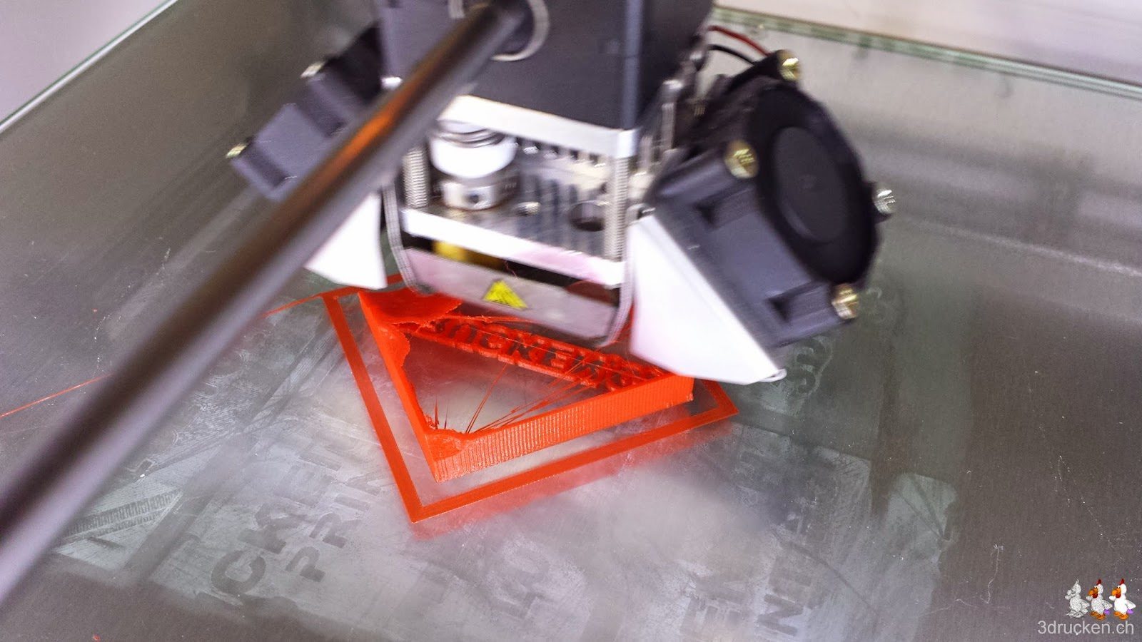 Foto während des Drucks des Matterhorn Giveways auf dem Ultimaker 2