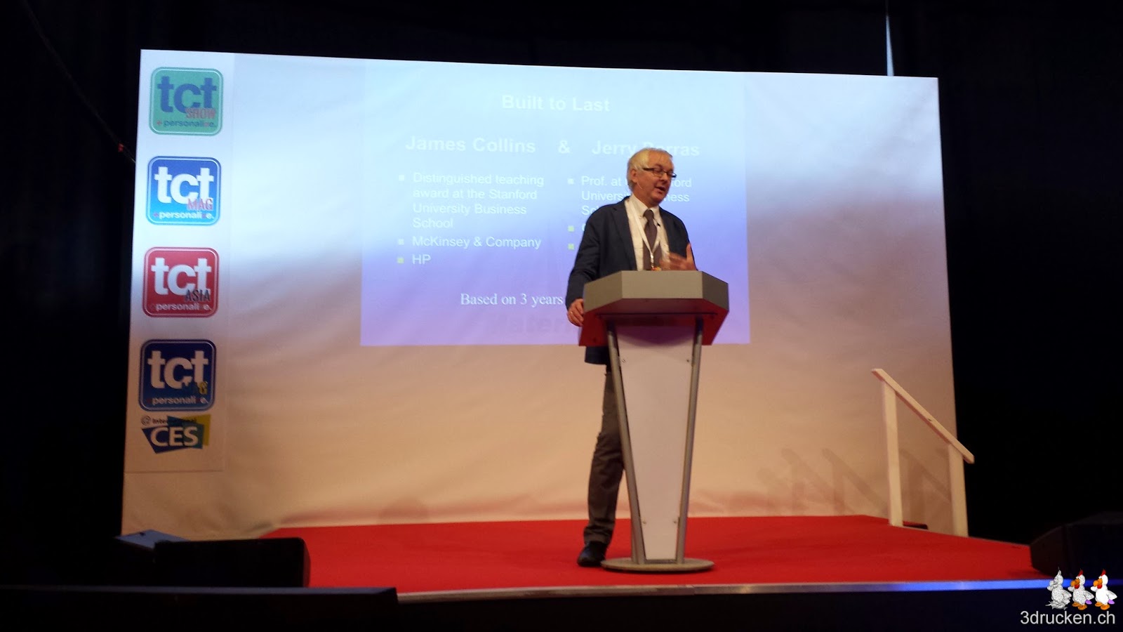 Foto von Wilfried Vancraen von Materialise bei seinem Referat an der TCT Show 2014 in Birmingham