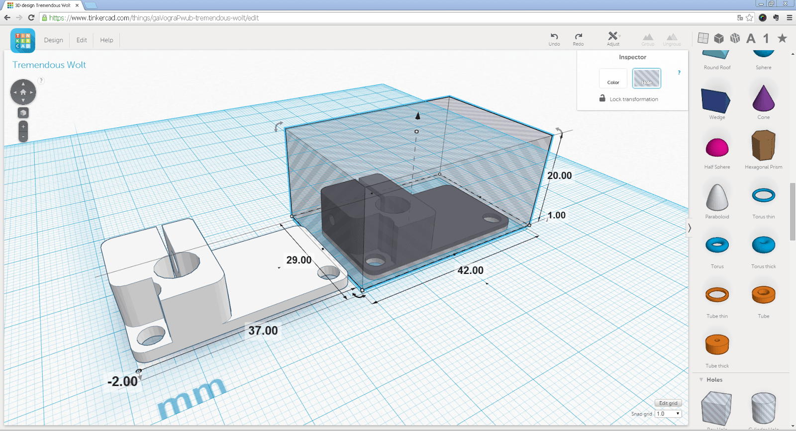 Screenshot des Bowden Tube Halters und einer Kopie davon in Tinkercad
