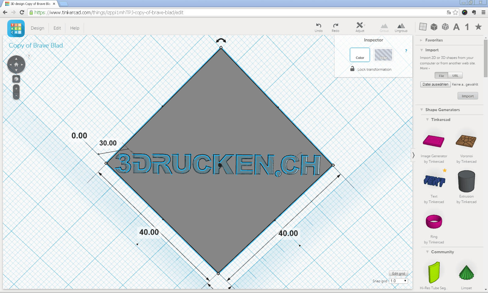 Screenshot aus Tinkercad mit ausgestanztem Schriftzug 3DRUCKEN.CH auf der Unterseite des Modells des Matterhorns