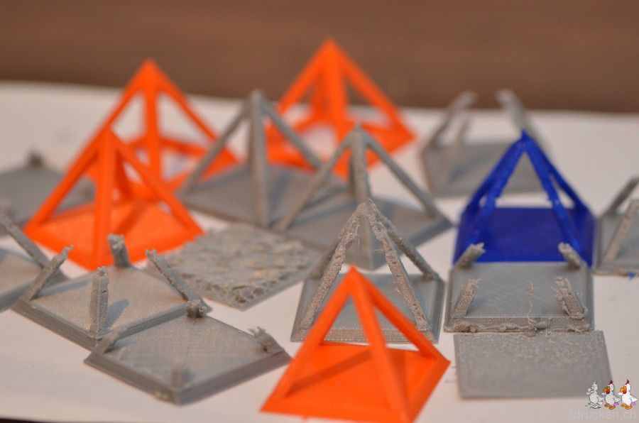 Pyramiden unter sich