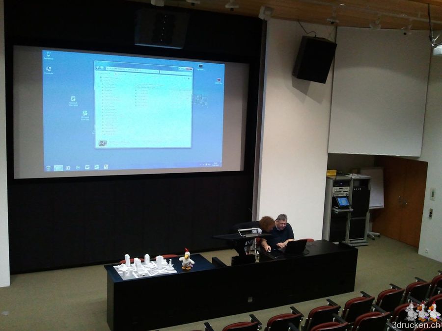 4. Berner ICT-Kolloquium (4) : GüggelTown -- 3D-Drucken in der Schule (Teil 1)