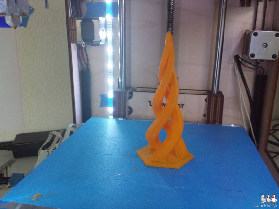 Hexagonale Helix Skulptur