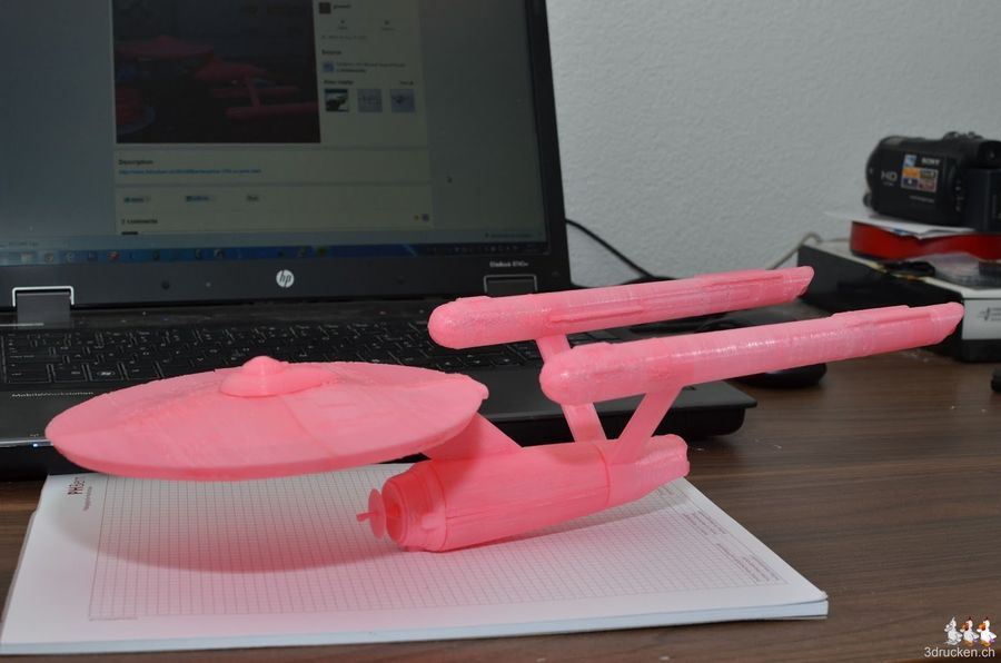 Enterprise 1701 in Pink