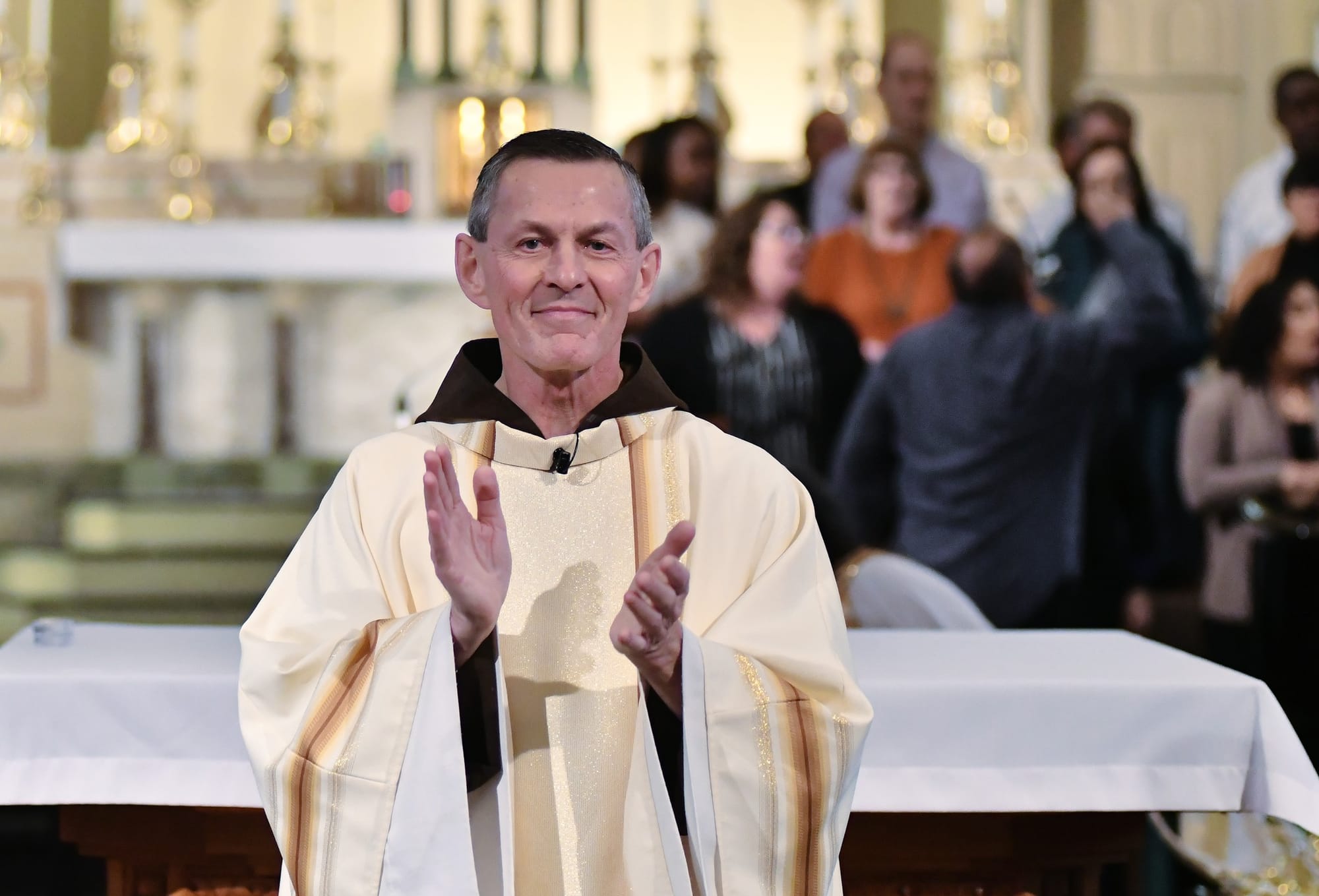 Fr. Mike Bertram at his farewell Mass at St. Francis of Assisi Parish in Milwaukee