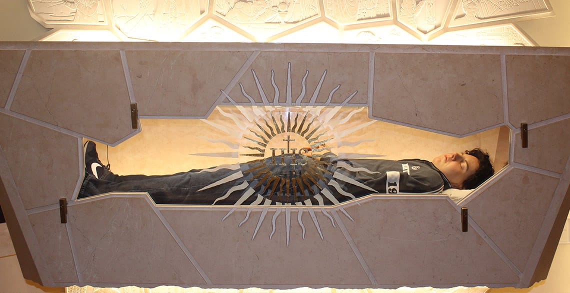 Photo of the tomb of Blessed Carlo Acutis.