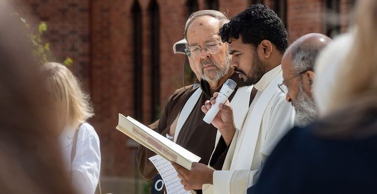 Sharing Solanus, Heart-to-Heart