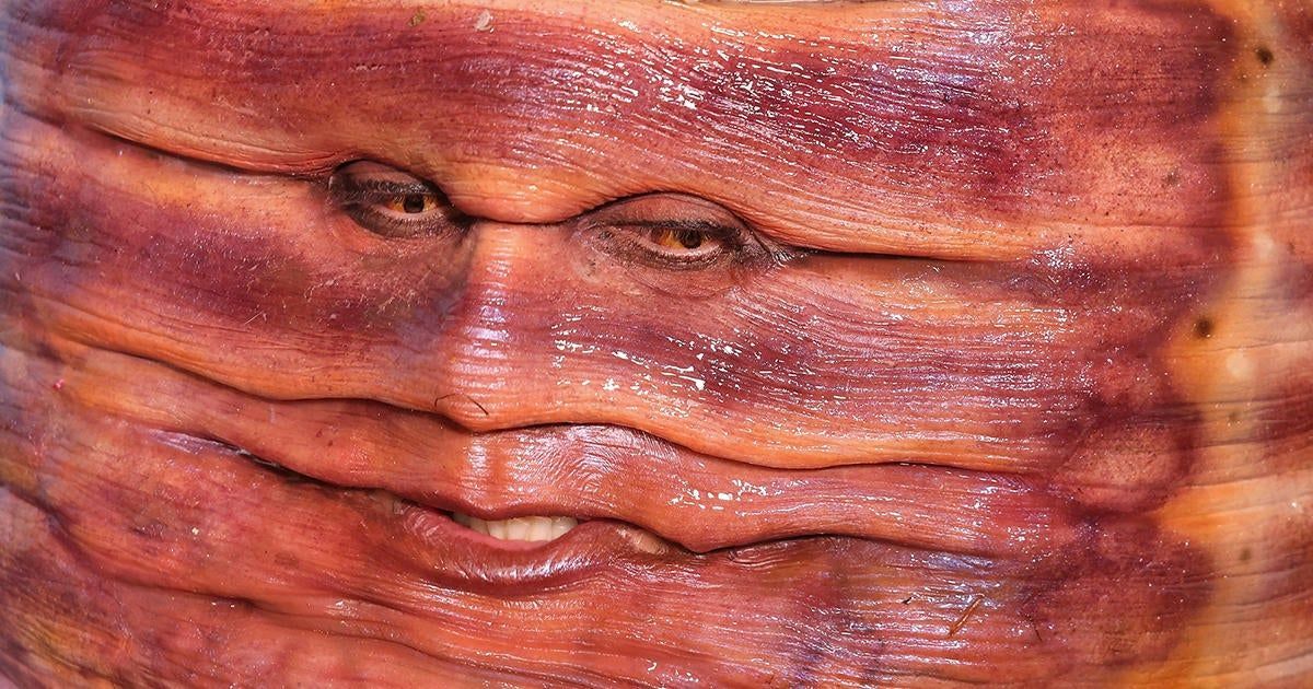 "Would you love me if I was a worm?" Apparently, yes.