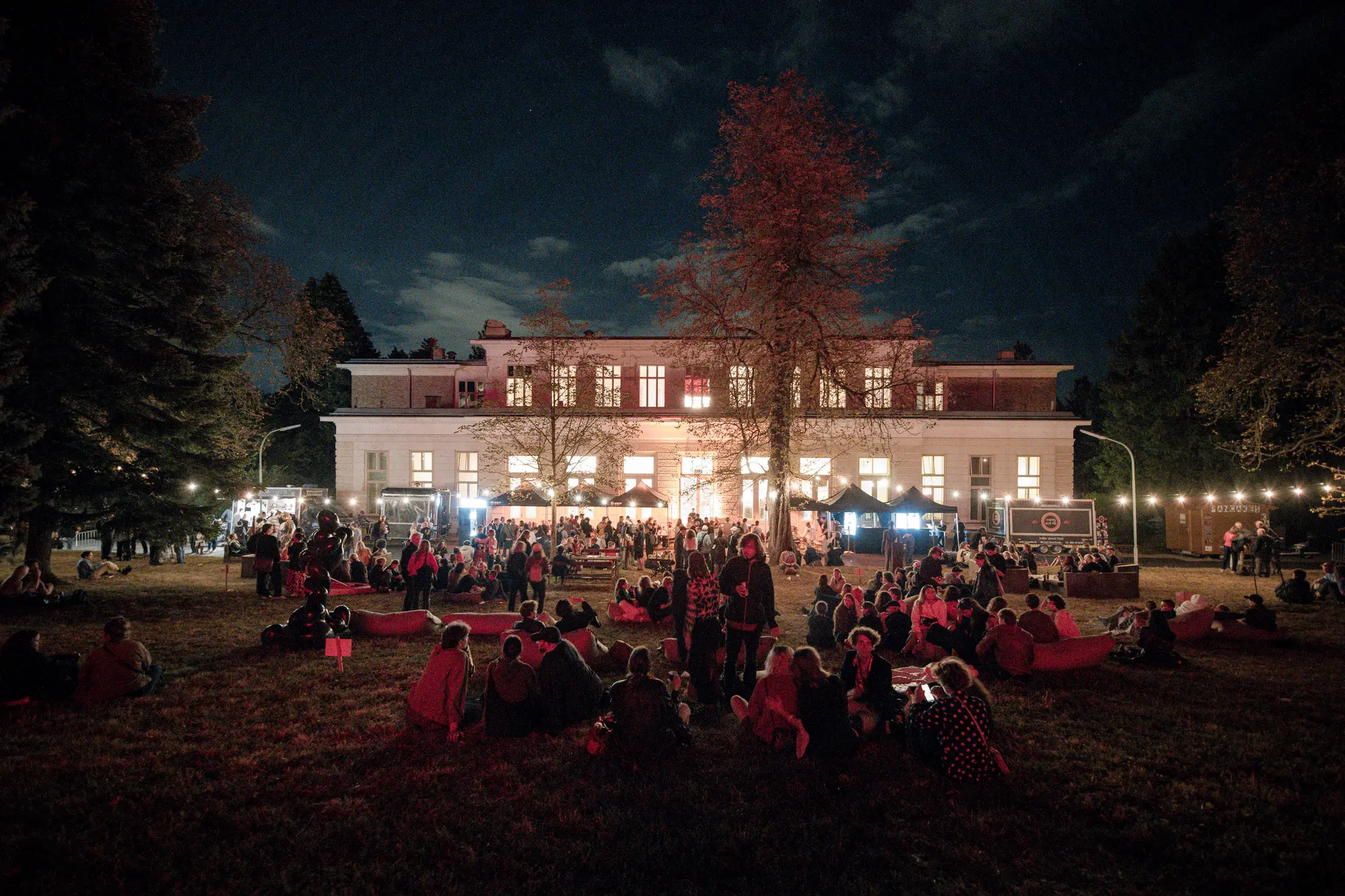 Parallel Vienna  art fair at Otto Wagner Areal, Baumgartnerhöhe – contemporary art, opening party, and closing night highlights