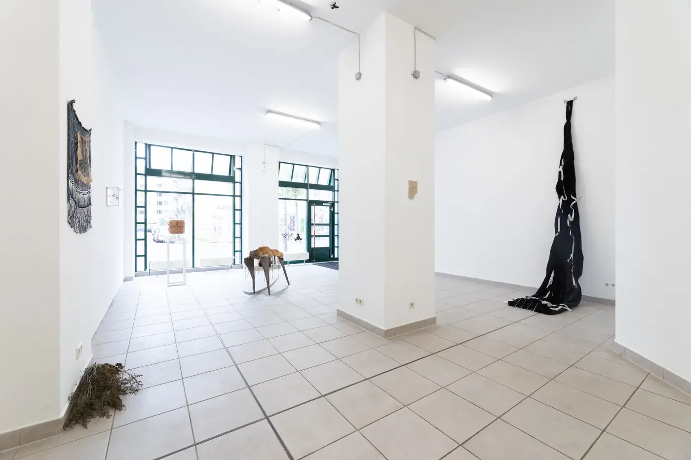 Colette Patterson curated a new show in Leipzig called dead dogs dont die about grief a group show