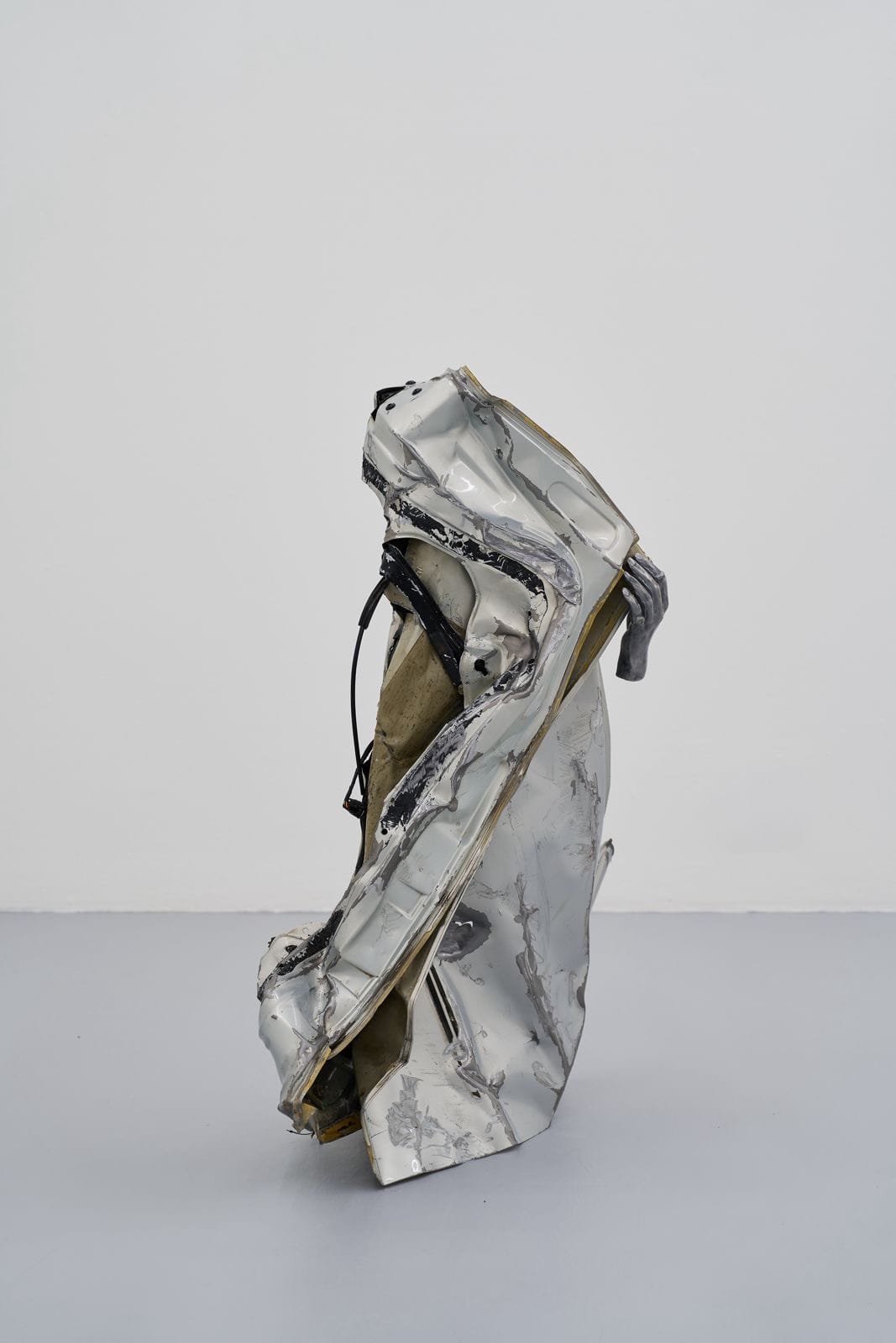 Bety Krňanská, object, scultpure, stand alone , gallery view 