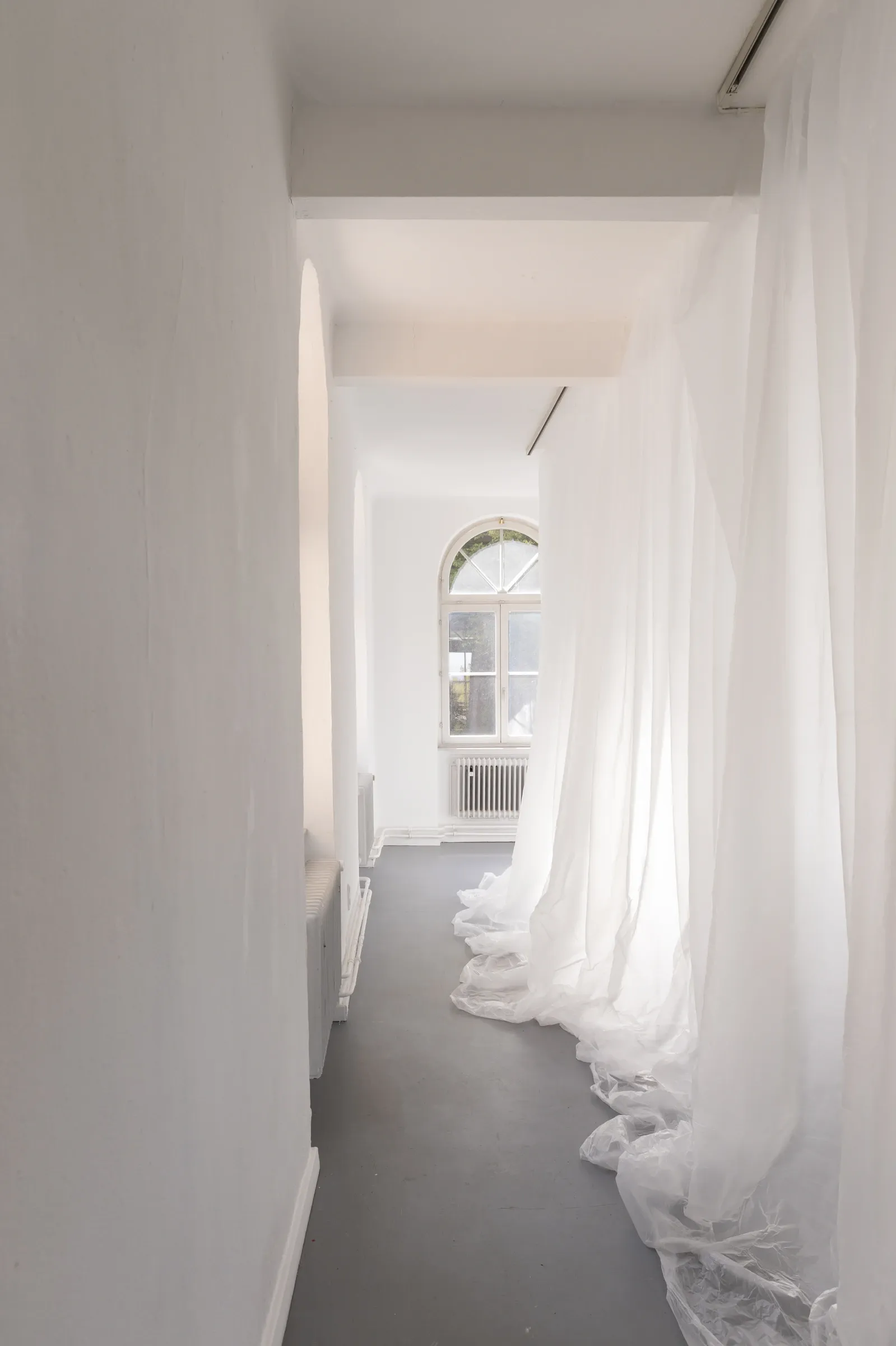 Kunstverein Wilhelmshöhe, exhibition view, Finja Sander, white curtains with image painting installation art