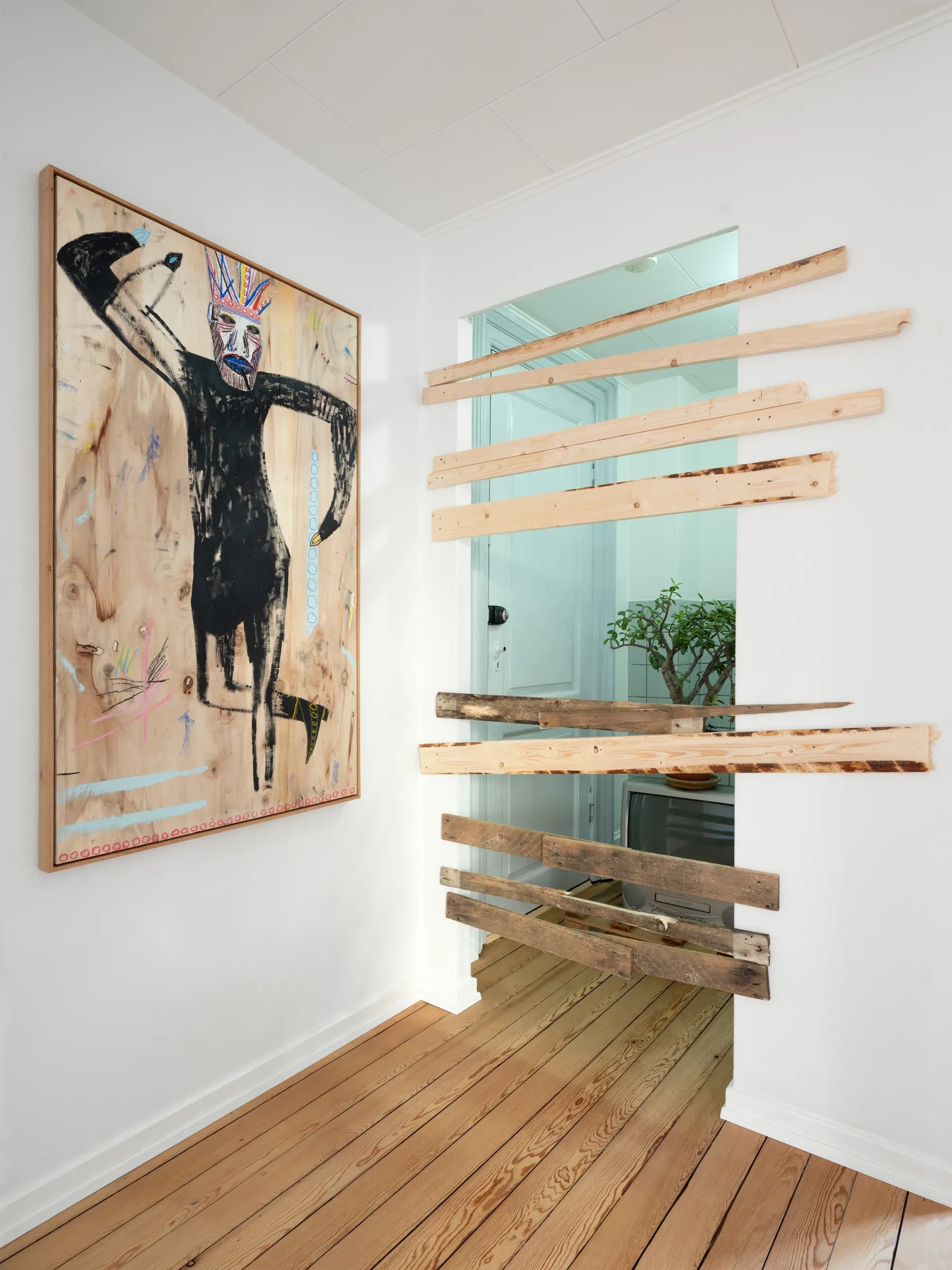 Gallery Fusion: Detail of Dino Cama painting wooden frame and wood panel support, Grihodda,