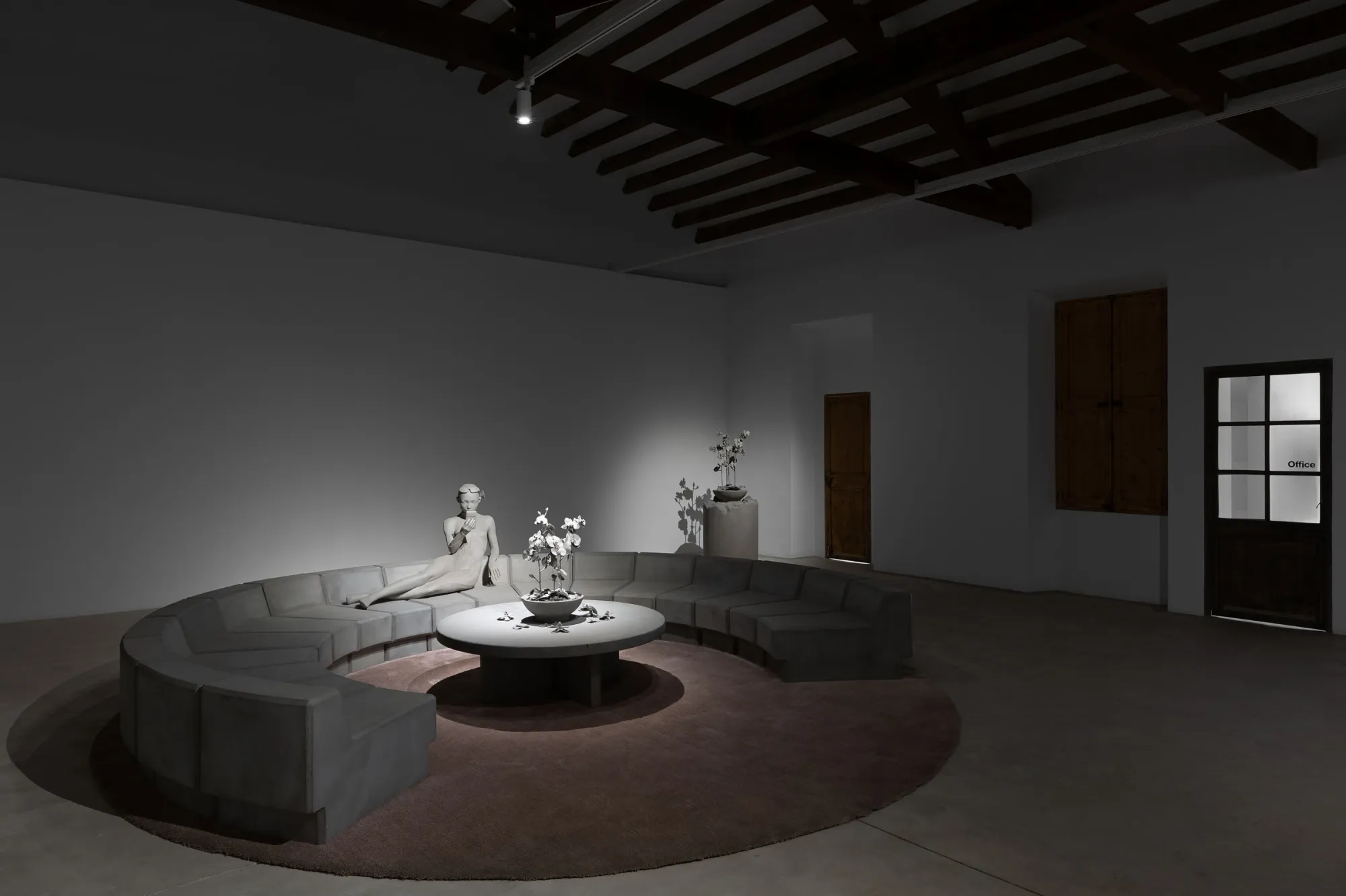 Alejandro Monge, Synthetic Future, LA BIBI Gallery, Palma de Mallorca, 2025, installation view atmosphere