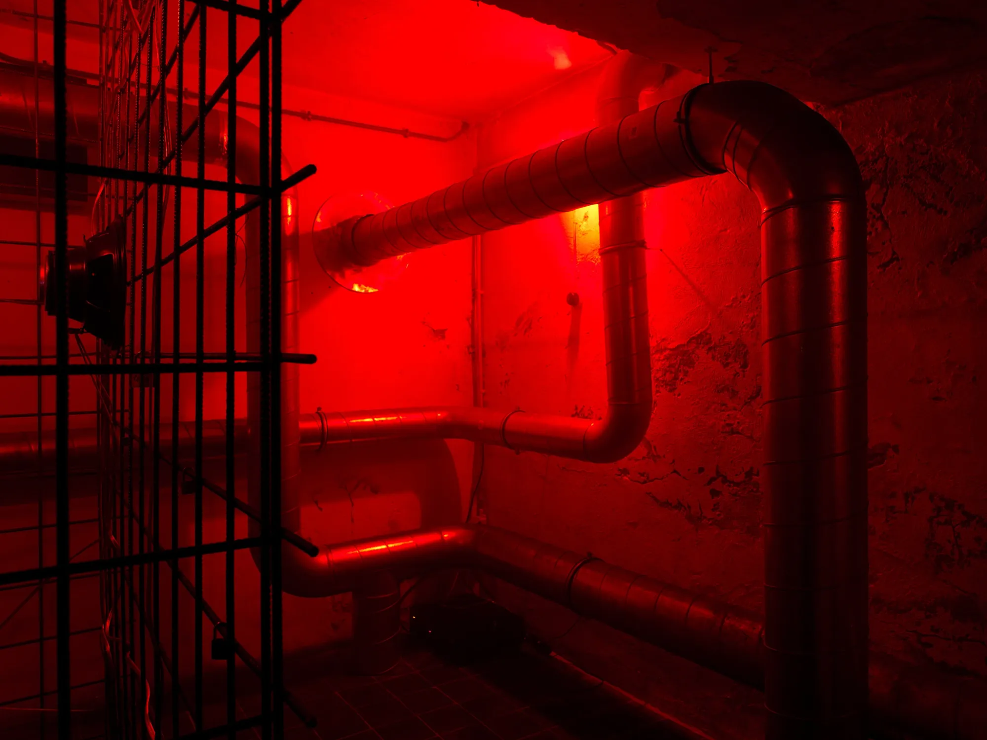 Hannah Perry, Hard Love, Tick Tack, Antwerp, 2026, subwoofer inside rebar cage with visible speaker brand label