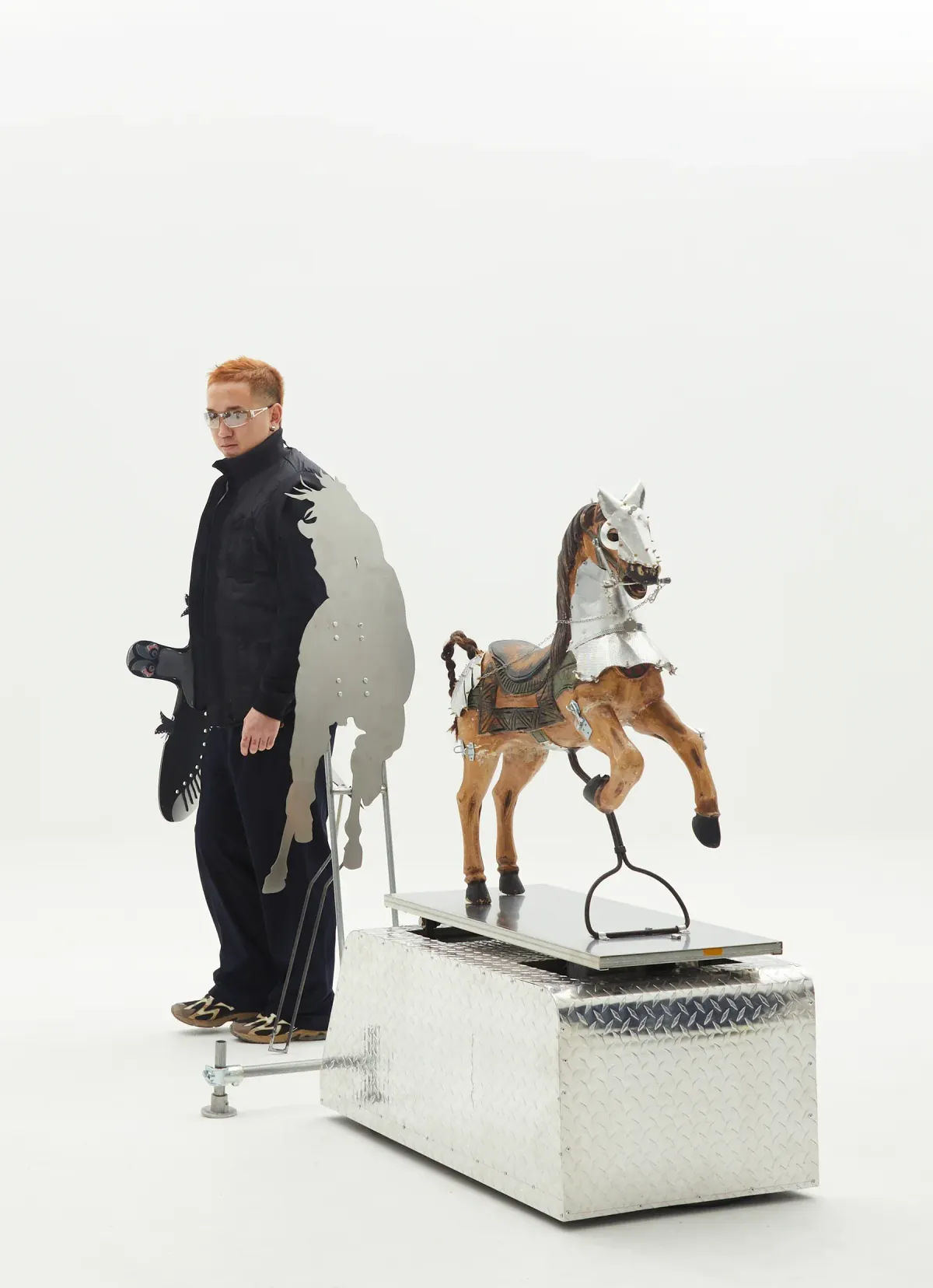 How the artist Xiaozhou Liao Turns Theatre into Sculpture