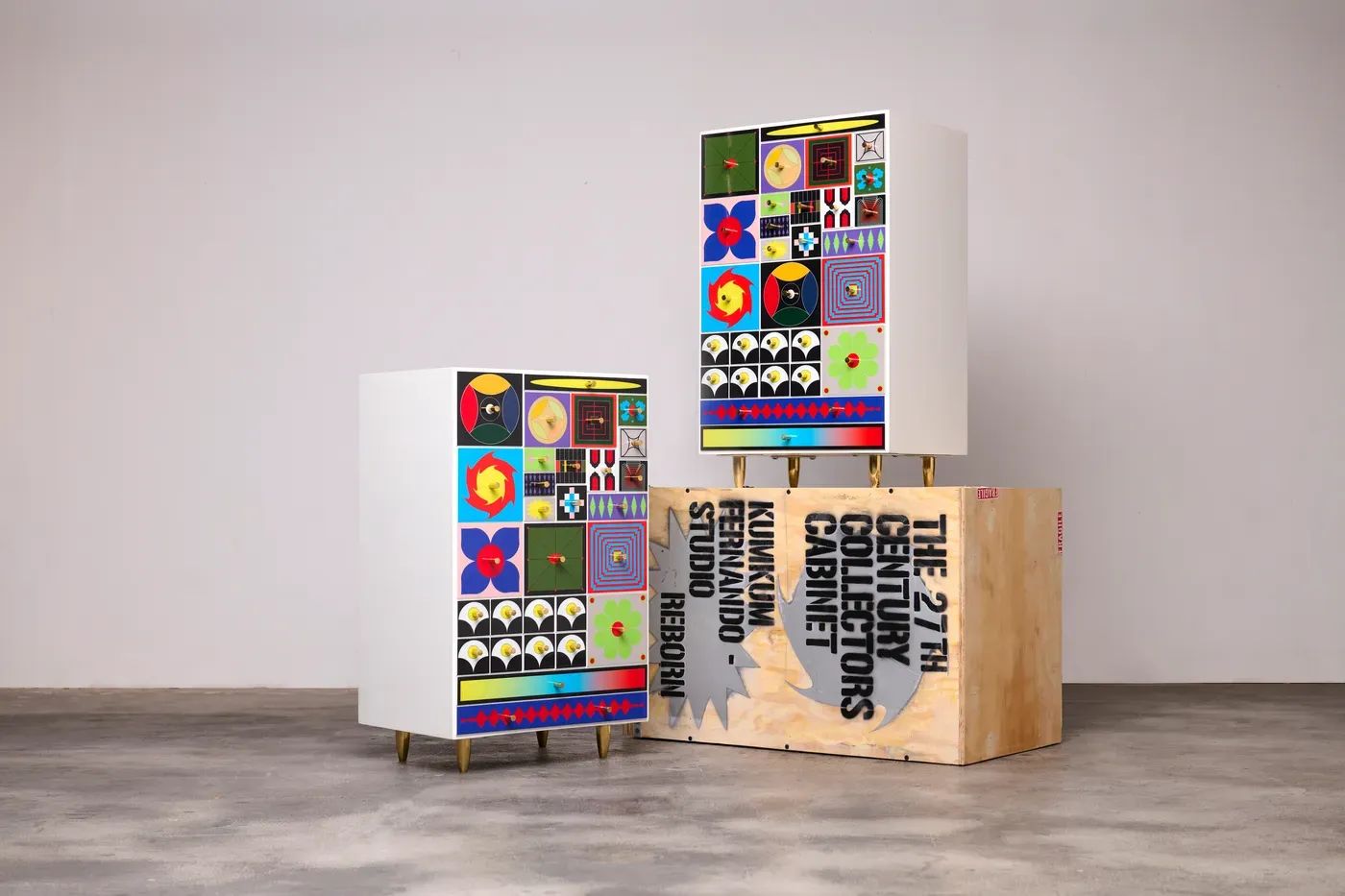 Kumkum Fernando – The 27th Century Collector’s Cabinet, limited edition lacquered cabinet with brass detailing, blending Asian temple design, psychedelic patterns, and futuristic geometry. 