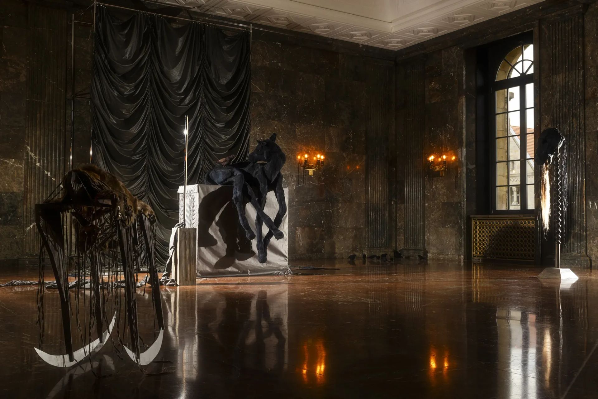 Jan Baszak installation view Letztraum at ZAMEK Culture Centre Poznan textile and metal horse sculptures by Filip Preis