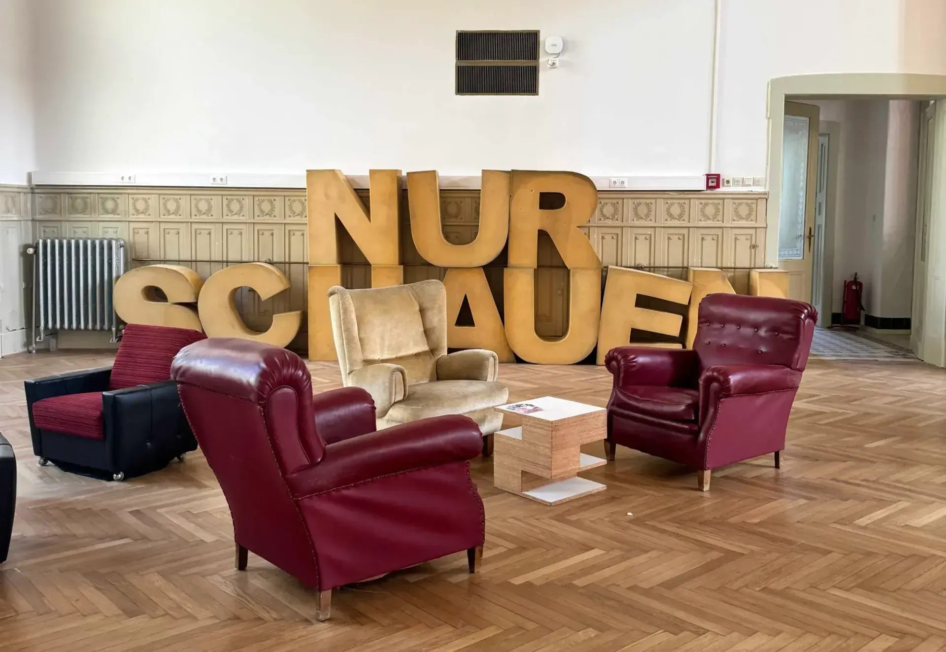 An independent review about Parallel Vienna 2025 by Catapult contemporary art platform at Otto Wagner Areal