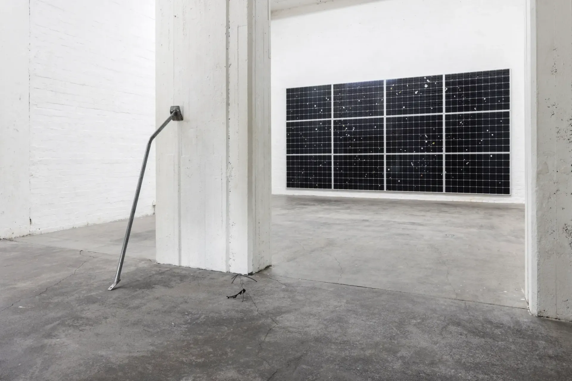 Exhibition review catapult contemporary of Sari Palosaari: Substrate at Forum Box, Helsinki, 2026.