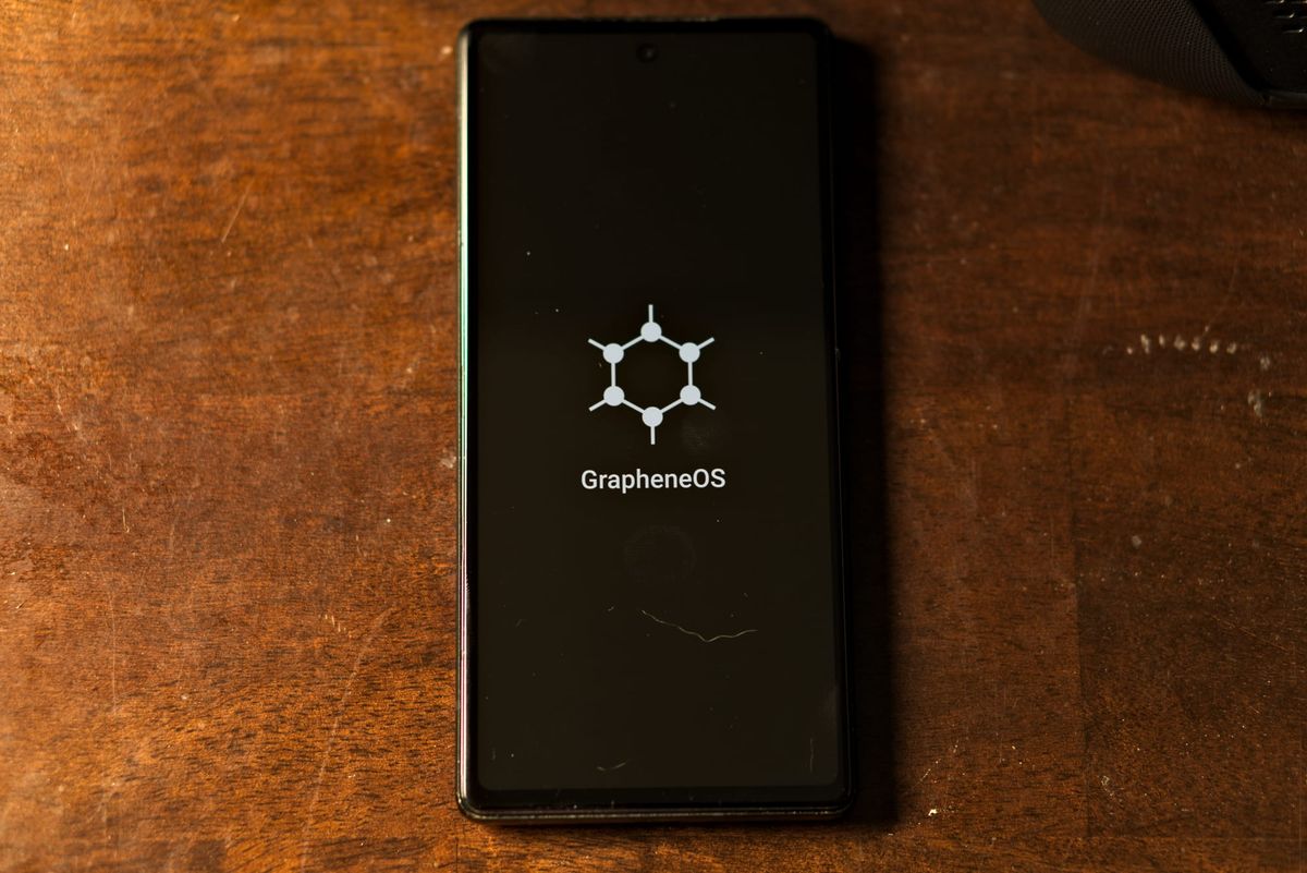 Pixel 6a running GrapheneOS