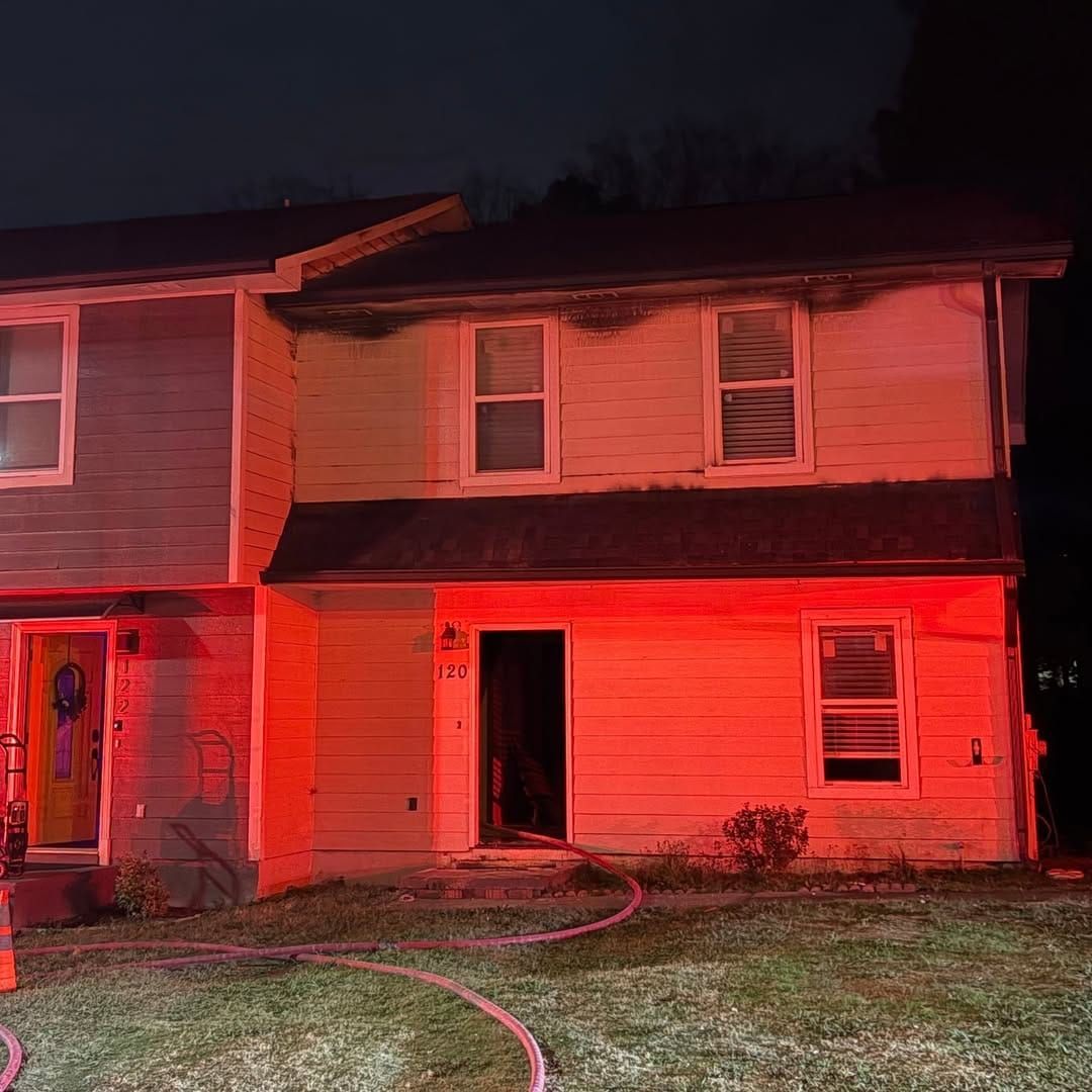 Firefighters Extinguish Woodberry Court Townhouse Fire; No Injuries Reported