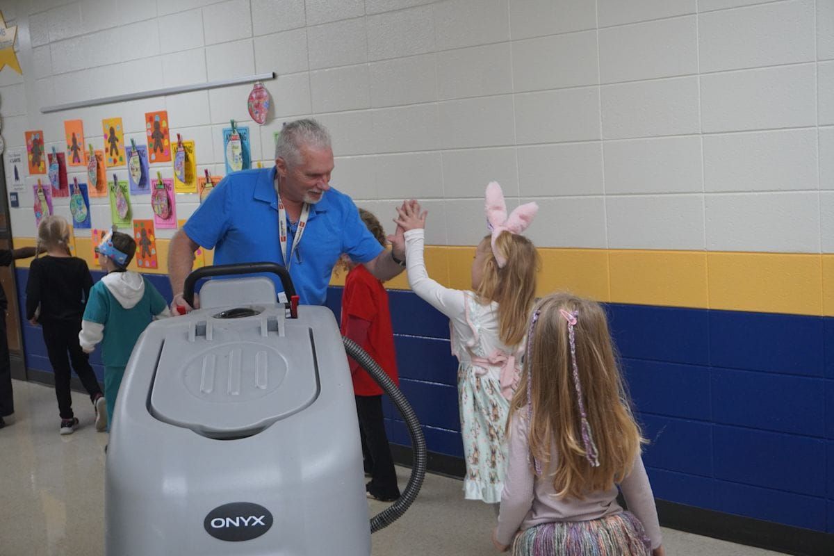 Sixes Elementary Head Custodian Named Employee of the Year