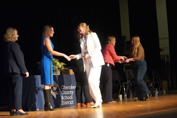 Cherokee Schools Honor 192 Students as Superintendent’s Key Scholars