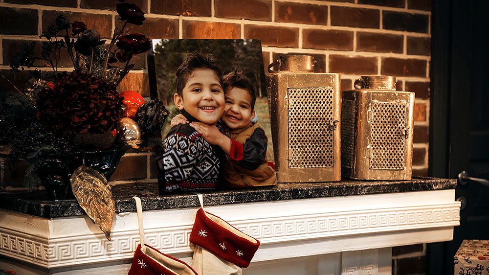 Buying Custom Canvas Gifts for the Holidays