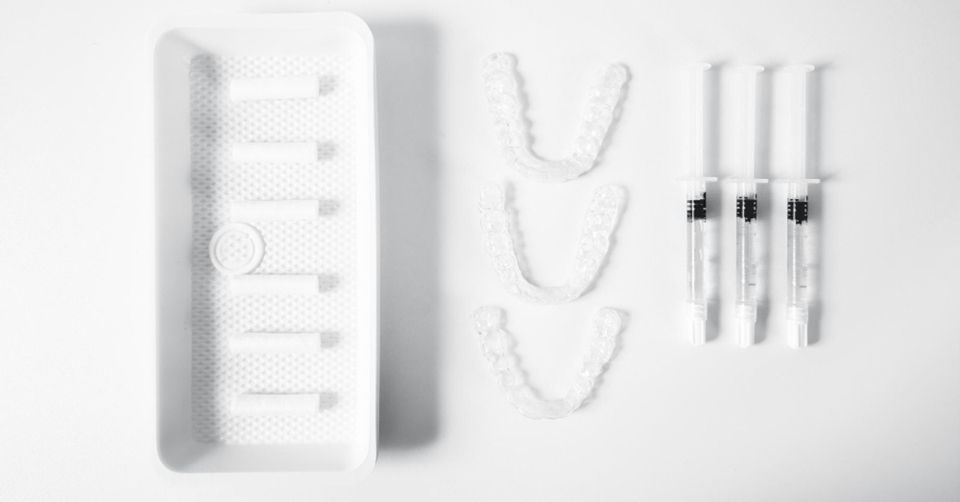 Pearly Whites: The Ultimate 5 Teeth Whitening Kits