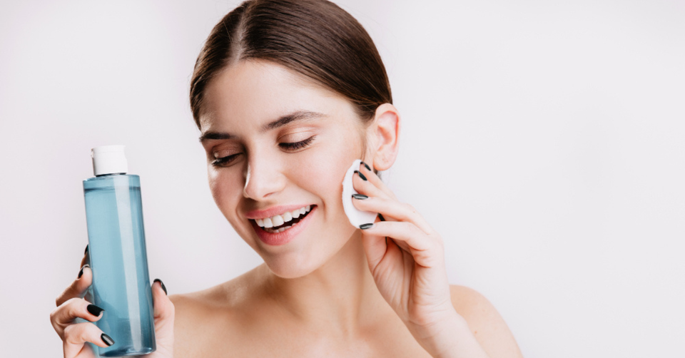 Top 5 Toners to Combat Acne for Sensitive Skin