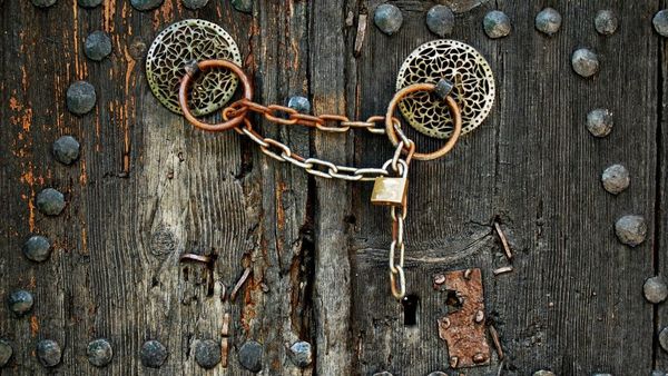 Twitter lock symbol meaning: what the padlock on an X profile tells you