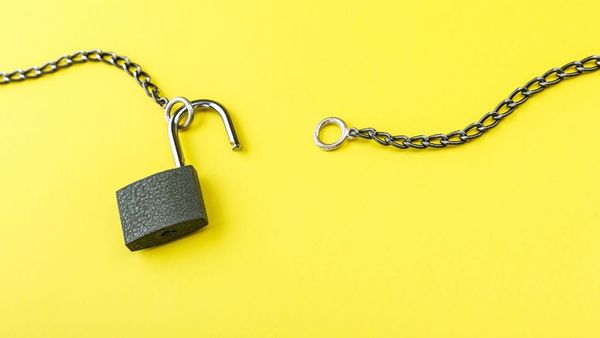 How to unlock your Twitter account: the steps for each kind of X lock