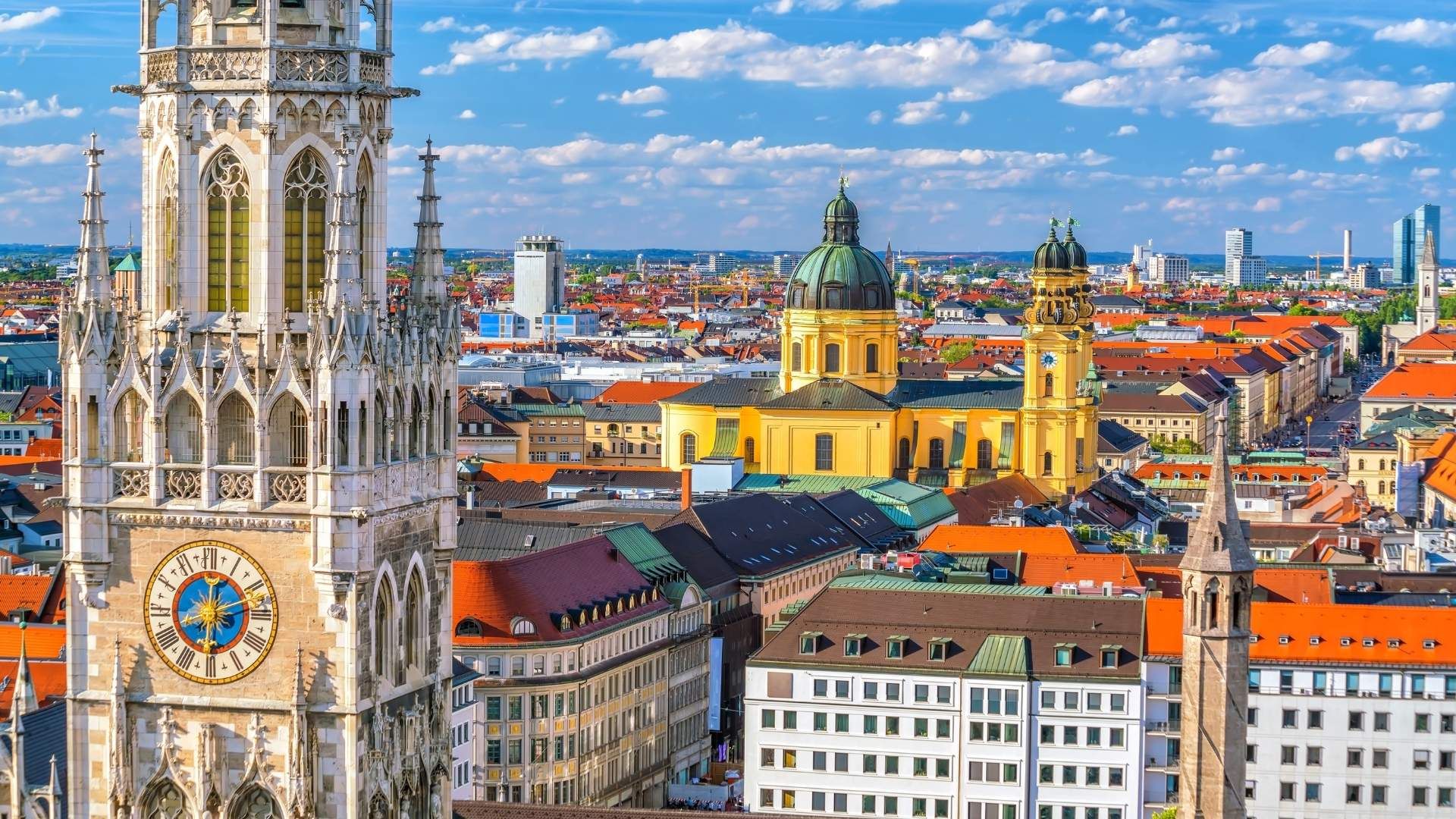 TOP 10 Stadtrundfahrten in & um München (mit Tickets)