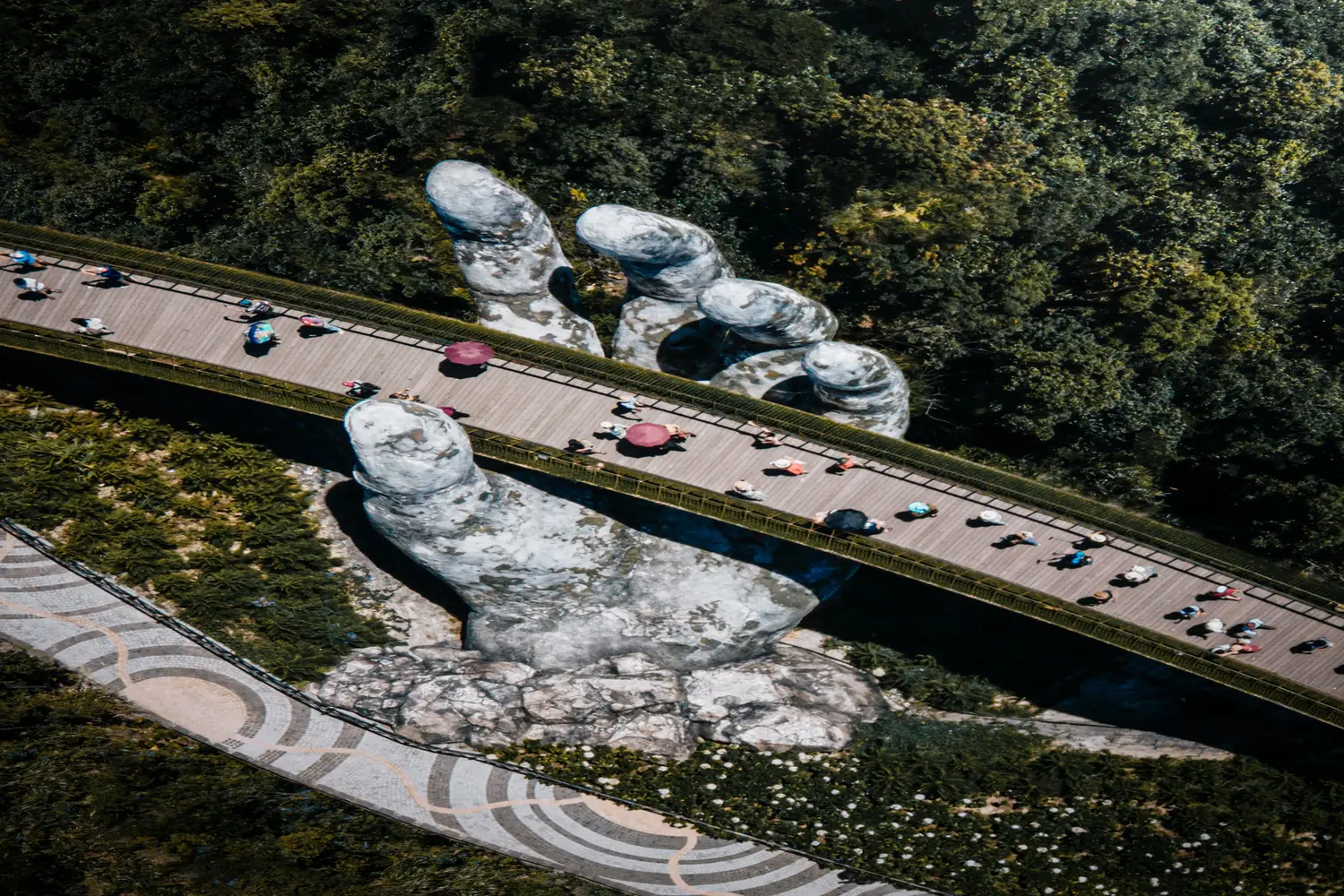 Golden Bridge supported by giant stone hands in Vietnam.&nbsp;