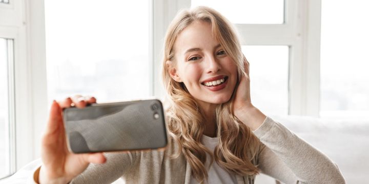 How to FaceTime Without WiFi While Traveling and Save Data