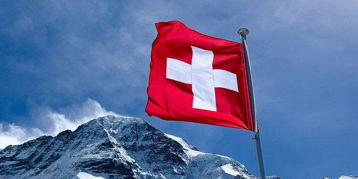 Switzerland in Winter: Snow, Costs & Scenic Train Routes